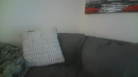 petite treat  online show from May 29, 2026, 6:11 am