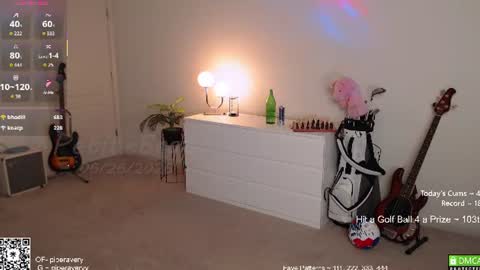 Snapshot of petitebrat chatting on June 27, 2026, 1:32 am PiperAvery online show from June 27, 2026, 1:32 am