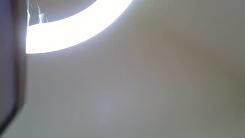 Caramel online show from December 18, 2025, 5:08 pm