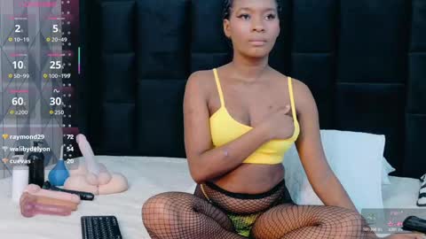 little sharon online show from November 15, 2025, 3:04 am