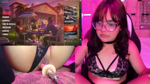 Snapshot of petitesally_ chatting on December 2, 2024, 4:53 am Sally online show from December 2, 2024, 4:53 am
