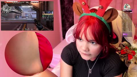 Snapshot of petitesally_ chatting on December 23, 2024, 8:14 pm Sally online show from December 23, 2024, 8:14 pm