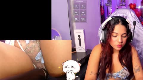 Snapshot of petitesofia_ chatting on February 7, 2025, 2:26 pm Sofia online show from February 7, 2025, 2:26 pm