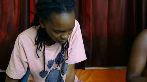 Snapshot of petitevixenn chatting on July 29, 2026, 11:41 am petitevixenn online show from July 29, 2026, 11:41 am
