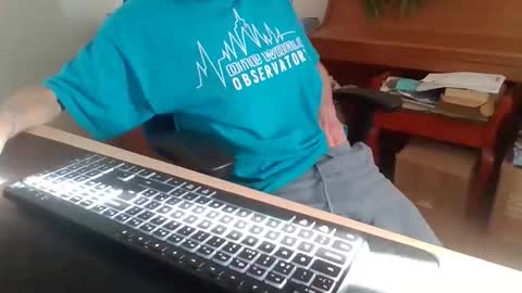 petitwilly online show from October 27, 2025, 9:35 am