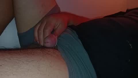 petrli online show from March 6, 2025, 8:59 pm