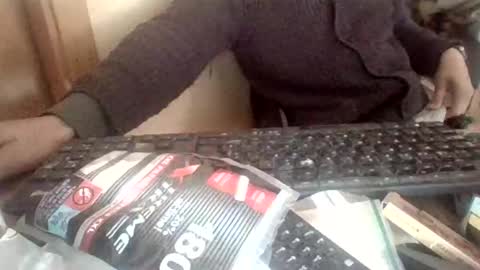 peyo873996 online show from May 11, 2026, 9:04 am