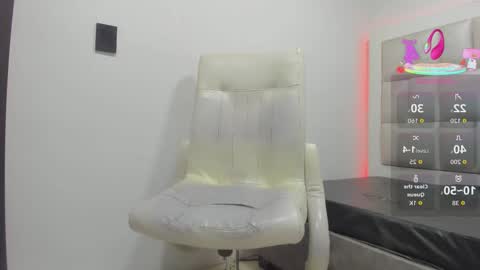 Snapshot of peyton_wat chatting on September 12, 2025, 11:54 am peyton_wat online show from September 12, 2025, 11:54 am