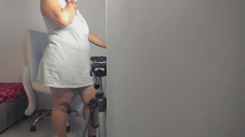 Snapshot of peyton_wat chatting on October 23, 2025, 11:53 am peyton_wat online show from October 23, 2025, 11:53 am