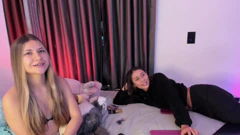 Peyton   online show from December 19, 2025, 4:08 am