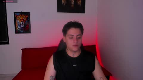Snapshot of peytonbox chatting on September 10, 2025, 12:05 pm peytonbox online show from September 10, 2025, 12:05 pm