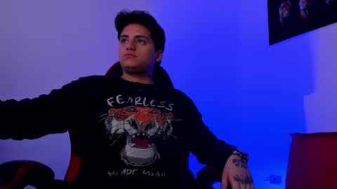 Snapshot of peytonbox chatting on October 17, 2025, 11:24 am peytonbox online show from October 17, 2025, 11:24 am