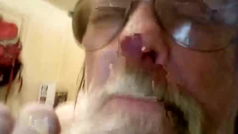 pezz001 online show from November 1, 2025, 4:36 am