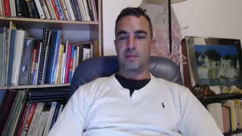 phantasie31 online show from October 17, 2025, 8:44 pm