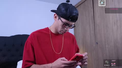 phantom_bigger1 online show from January 15, 2025, 2:02 pm