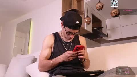 phantom_bigger1 online show from February 10, 2025, 11:15 am