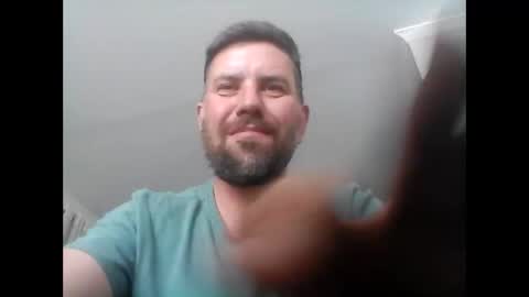 Snapshot of phantomozzie chatting on October 18, 2025, 2:58 am phantomozzie online show from October 18, 2025, 2:58 am