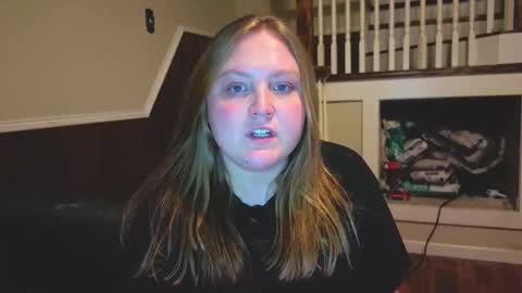 Snapshot of phatassblond chatting on February 3, 2026, 2:53 am PhatAssBlond online show from February 3, 2026, 2:53 am