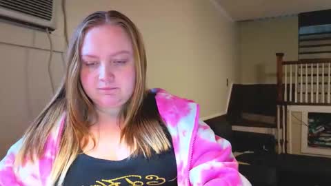 Snapshot of phatassblond chatting on February 4, 2026, 2:23 pm PhatAssBlond online show from February 4, 2026, 2:23 pm