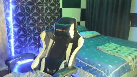 AJ online show from January 14, 2025, 11:42 am