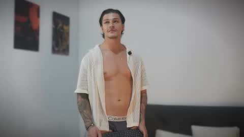 Snapshot of philip_dalton chatting on October 16, 2025, 9:49 pm Philip Dalton online show from October 16, 2025, 9:49 pm