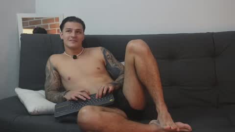 Snapshot of philip_dalton chatting on November 13, 2025, 4:39 pm Philip Dalton online show from November 13, 2025, 4:39 pm