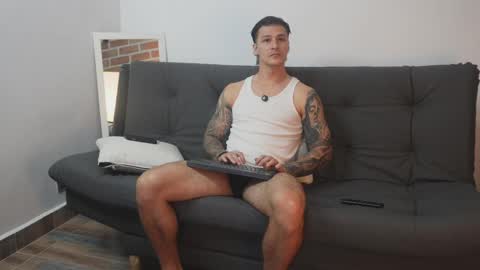 Snapshot of philip_dalton chatting on November 16, 2025, 5:29 pm Philip Dalton online show from November 16, 2025, 5:29 pm