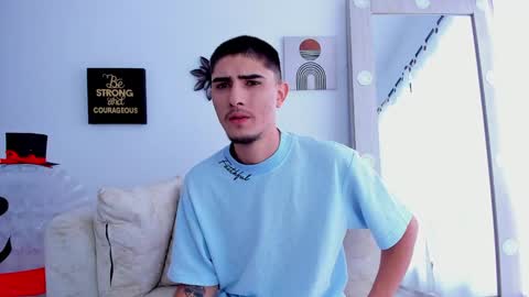 Snapshot of philiprich chatting on December 23, 2024, 2:50 pm philiprich online show from December 23, 2024, 2:50 pm