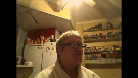Snapshot of phillboys chatting on February 11, 2026, 10:48 pm phillboys online show from February 11, 2026, 10:48 pm