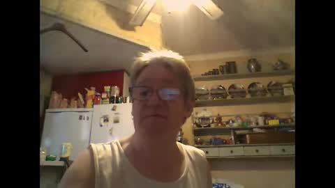 Snapshot of phillboys chatting on February 19, 2026, 12:23 pm phillboys online show from February 19, 2026, 12:23 pm