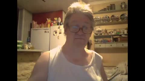 Snapshot of phillboys chatting on February 22, 2026, 4:49 pm phillboys online show from February 22, 2026, 4:49 pm