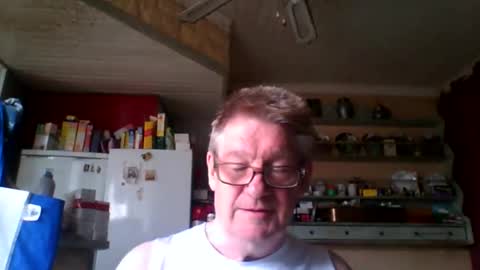 Snapshot of phillboys chatting on June 10, 2026, 4:06 pm phillboys online show from June 10, 2026, 4:06 pm