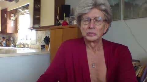 phillipa online show from February 5, 2025, 5:53 pm