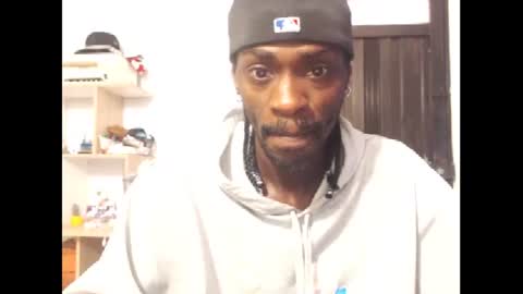 Snapshot of phillipp_hott chatting on January 4, 2025, 2:04 pm 2 pac shakur online show from January 4, 2025, 2:04 pm
