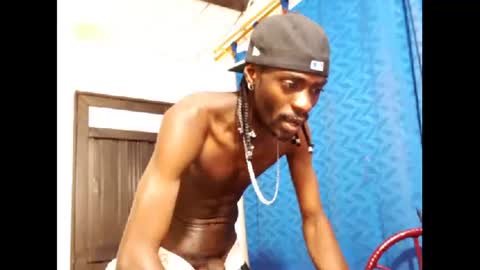 Snapshot of phillipp_hott chatting on January 5, 2025, 12:20 am 2 pac shakur online show from January 5, 2025, 12:20 am