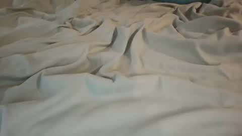 philuup225694 online show from November 10, 2025, 5:17 am