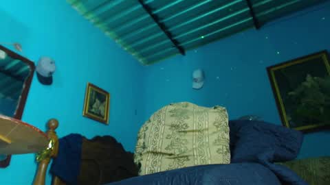 Snapshot of phlilloyhighclouds chatting on February 16, 2025, 3:26 am phlilloyhighclouds online show from February 16, 2025, 3:26 am
