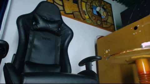 phlilloyhighclouds online show from March 15, 2026, 3:40 pm