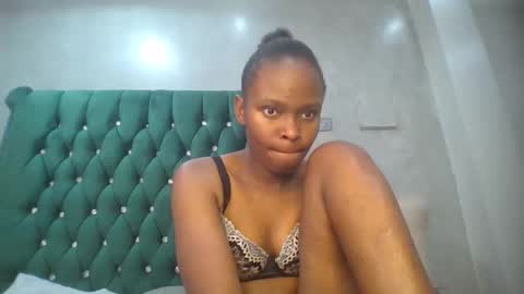 phoebe online show from February 15, 2026, 7:21 pm