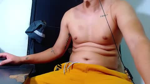 AdnierGnz online show from February 16, 2025, 4:10 pm