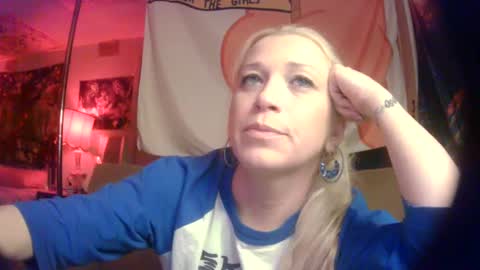 Snapshot of phulaen chatting on February 19, 2025, 8:12 am Phulaen online show from February 19, 2025, 8:12 am