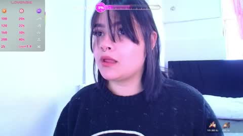 phylavell_ online show from June 24, 2026, 2:49 pm