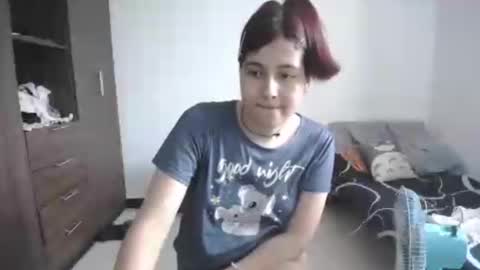 Snapshot of pia_alonzo30 chatting on May 3, 2026, 4:24 pm izzy online show from May 3, 2026, 4:24 pm