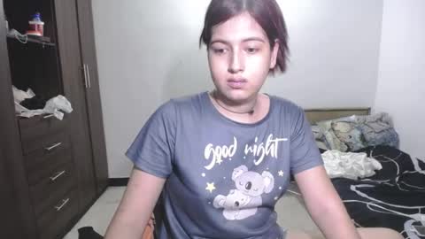 Snapshot of pia_alonzo30 chatting on May 11, 2026, 1:11 am izzy online show from May 11, 2026, 1:11 am