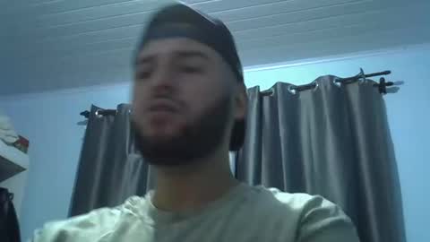 Snapshot of piazaocwbbb chatting on November 3, 2025, 2:18 pm piazaocwbbb online show from November 3, 2025, 2:18 pm