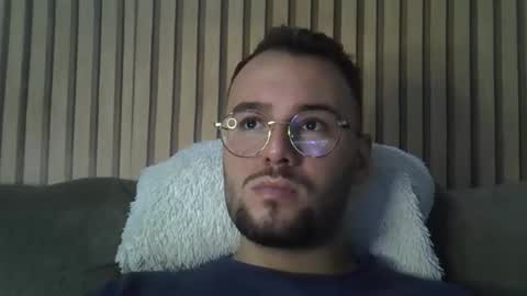 Snapshot of piazaocwbbb chatting on December 2, 2025, 1:00 am piazaocwbbb online show from December 2, 2025, 1:00 am