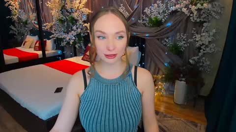 Snapshot of pieceofinspiration chatting on January 9, 2025, 3:23 pm Emelie online show from January 9, 2025, 3:23 pm