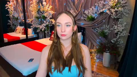 Snapshot of pieceofinspiration chatting on January 13, 2025, 1:17 pm Emelie online show from January 13, 2025, 1:17 pm