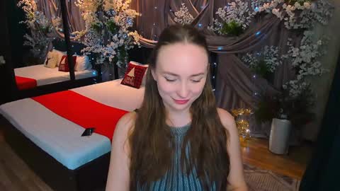 Snapshot of pieceofinspiration chatting on January 19, 2025, 10:28 pm Emelie online show from January 19, 2025, 10:28 pm