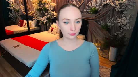 Snapshot of pieceofinspiration chatting on January 22, 2025, 1:11 pm Emelie online show from January 22, 2025, 1:11 pm